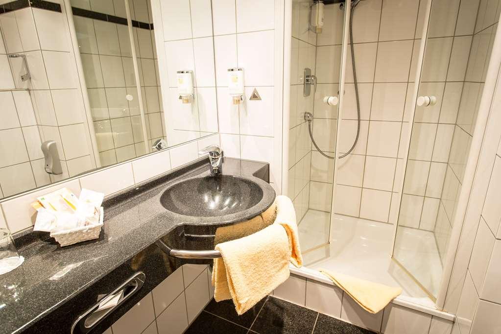 Hotel National Duesseldorf Oda fotoğraf